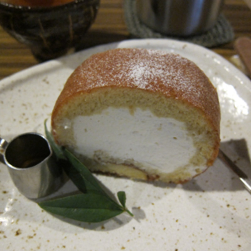 蜂蜜のロールケーキ(Repos de midi)