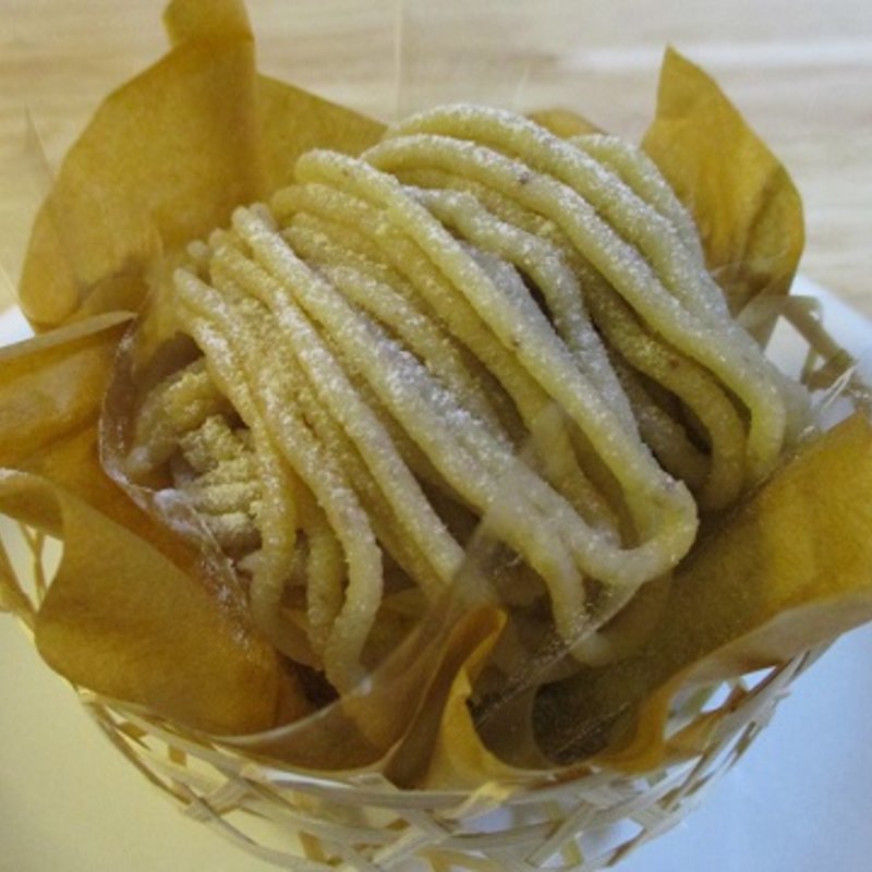 大分県山香栗モンブラン(パティスリー・シロ・デラブル)