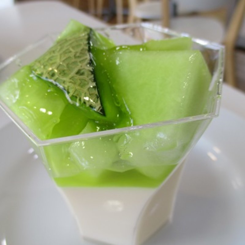 マスクメロンのデザート(パティスリー アン ジャルダン)