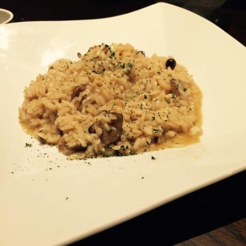 キノコとパルミジャーノレッジャーノのリゾット(イタリアンダイニング ペスカ 北新地店)