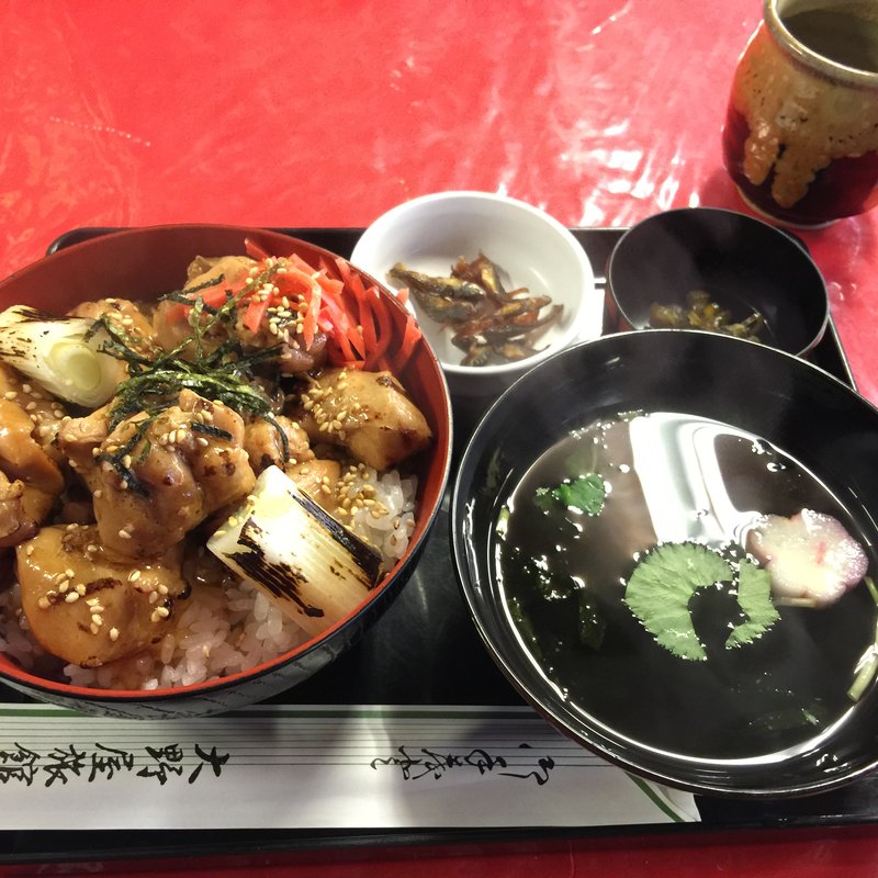 焼き鳥丼(大野屋旅館 )