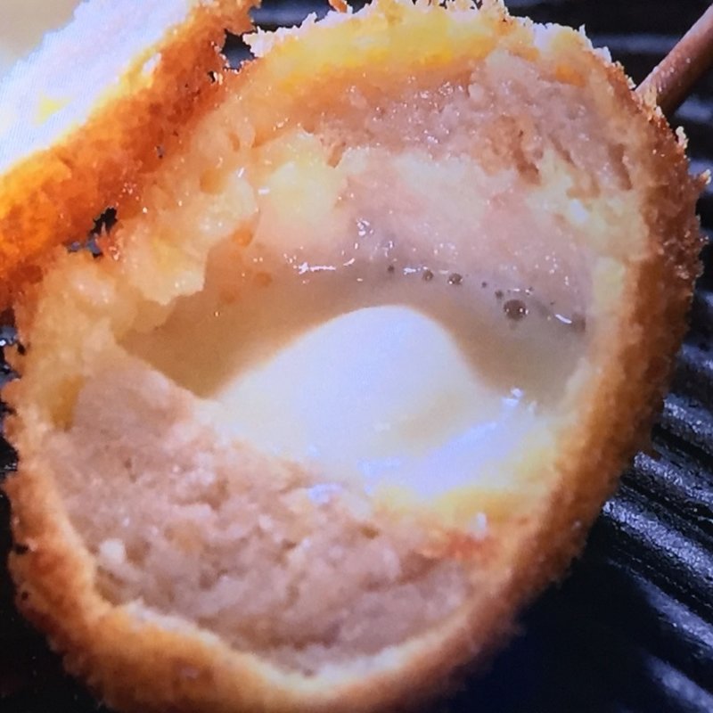 鶏つくねとモッツアレラチーズ(遊楽)