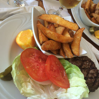 (Hau Tree Lanai Restaurant)