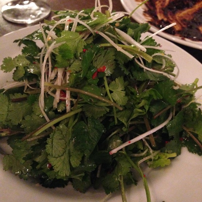 パクチーサラダ(OKUDO東京)