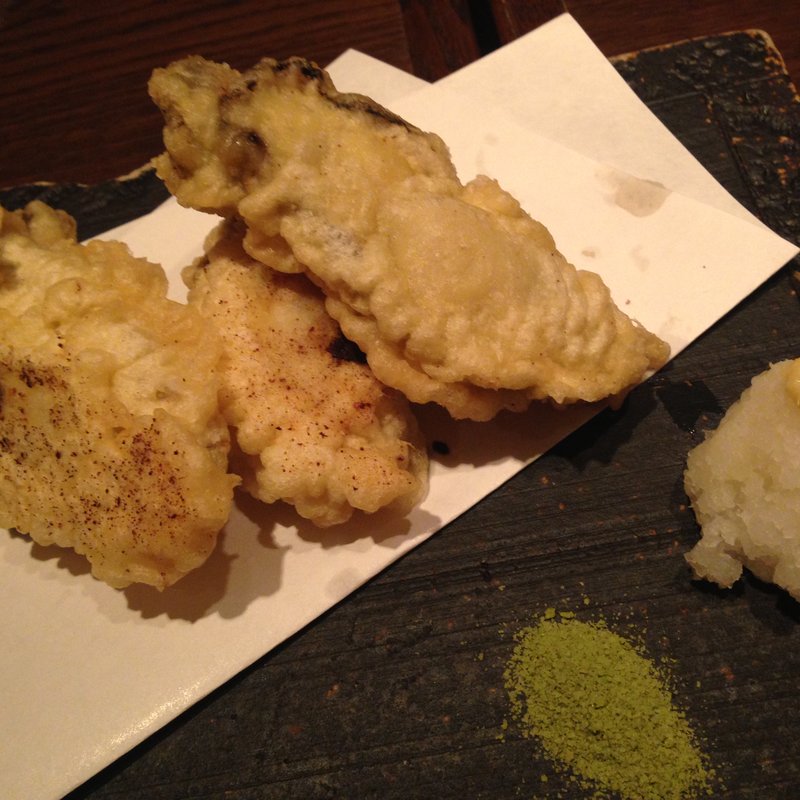 生牡蠣の天麩羅(牡蠣屋うらら飯田橋店)