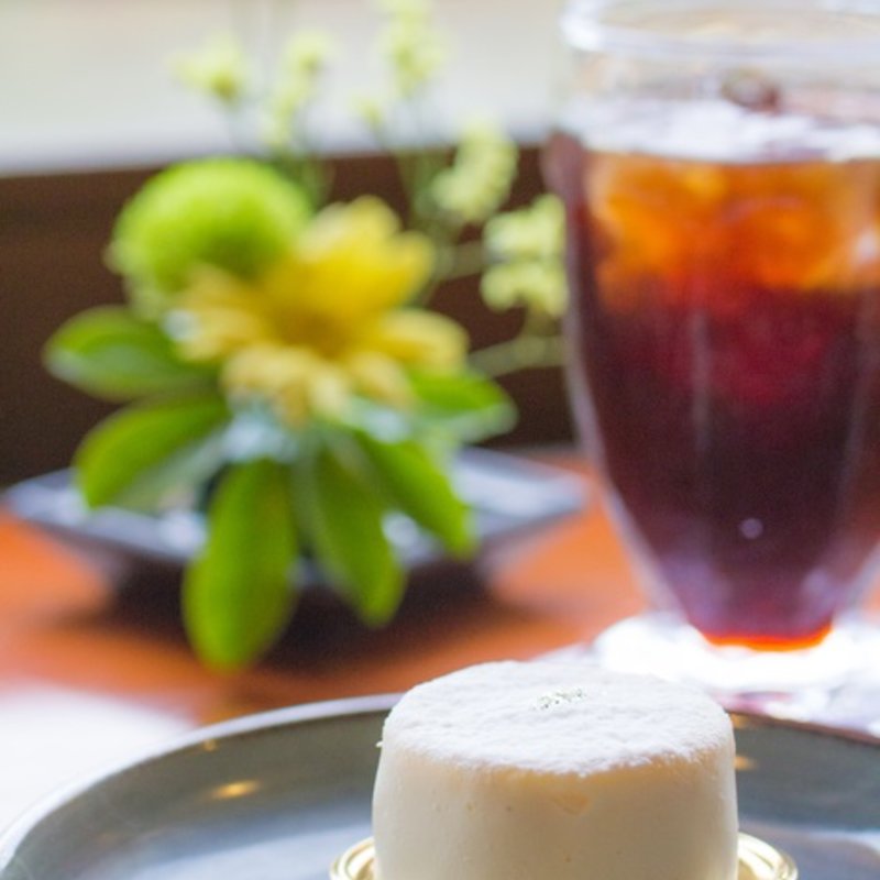 チーズケーキ（しらたえ）セット(五十鈴川カフェ)