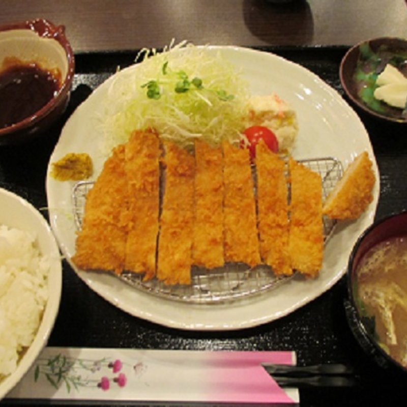 手延べヒレカツ膳(花咲 （ハナサキ）)