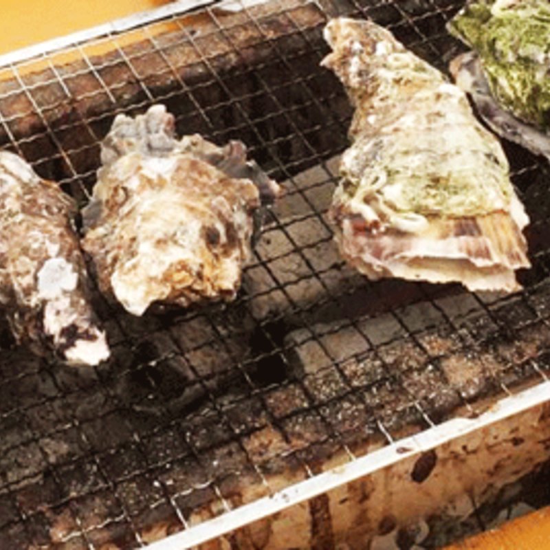 カキ一皿(かき小屋)