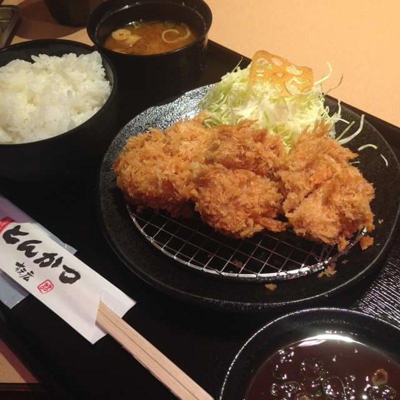 厚切りひれかつ膳(花咲とんかつ すえ広)