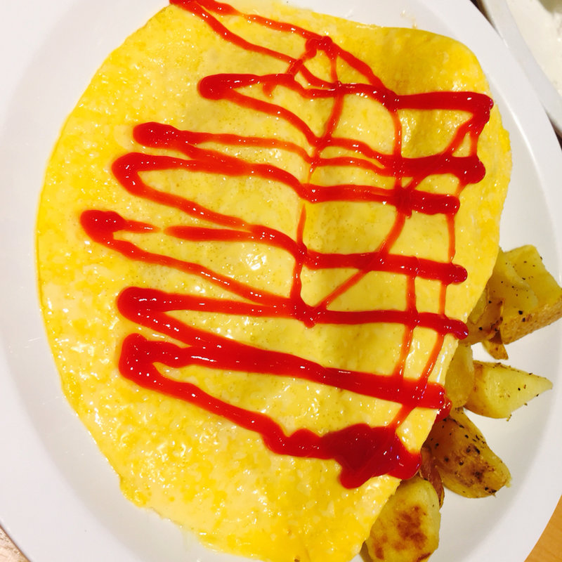 ベーコントマトのオムレツ(Eggs 'n Things Ala Moana)