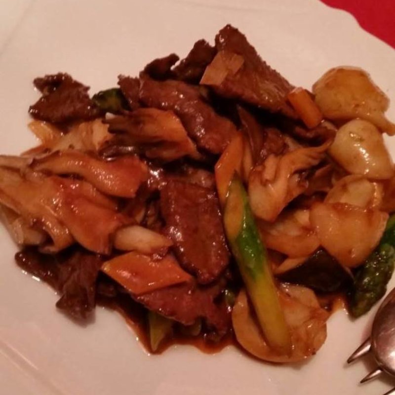 牛肉のオイスターソース炒め(堂島ホテル 中国料理 瑞兆)