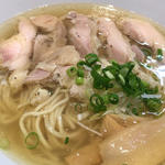 鶏チャーシュー麺(町田汁場しおらーめん 進化 本店)