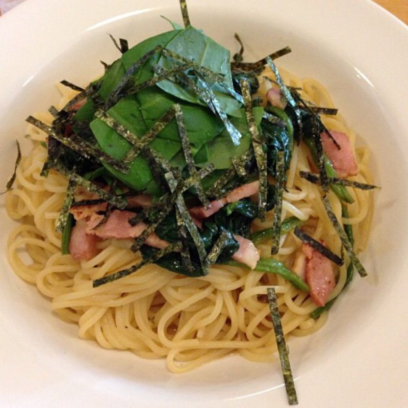 ほうれん草ベーコンしょうゆ(ポポラマーマ 都立大学駅前店)