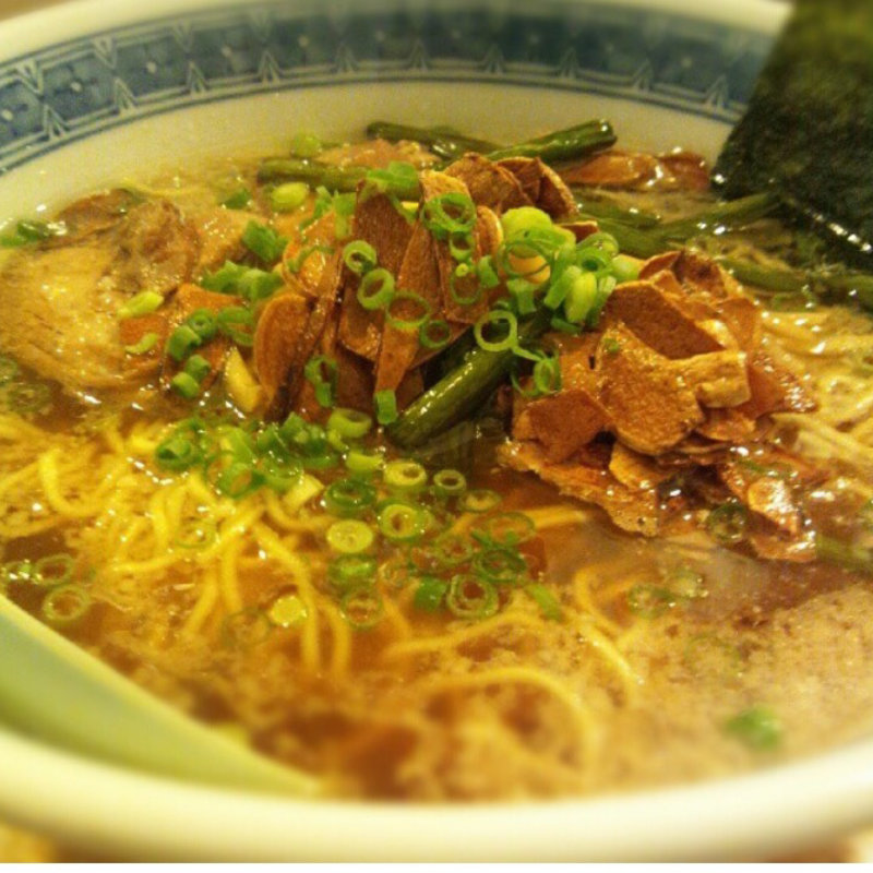 にんにくラーメン(経堂まことや)
