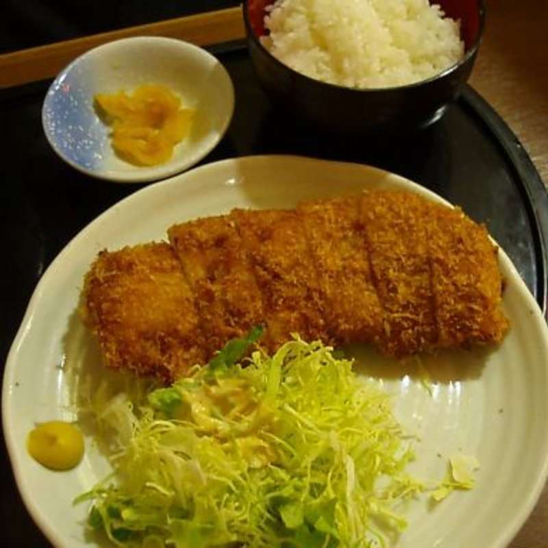 トンカツ定食(居酒屋　王道 西新橋店)