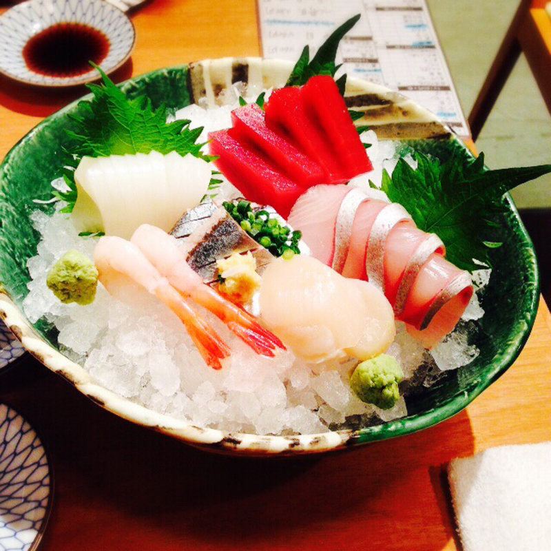 刺身6点盛り(築地玉寿司 新宿高島屋店)