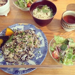 ひじきと豚肉の混ぜご飯(くるみの木 一条店 （kuruminoki）)