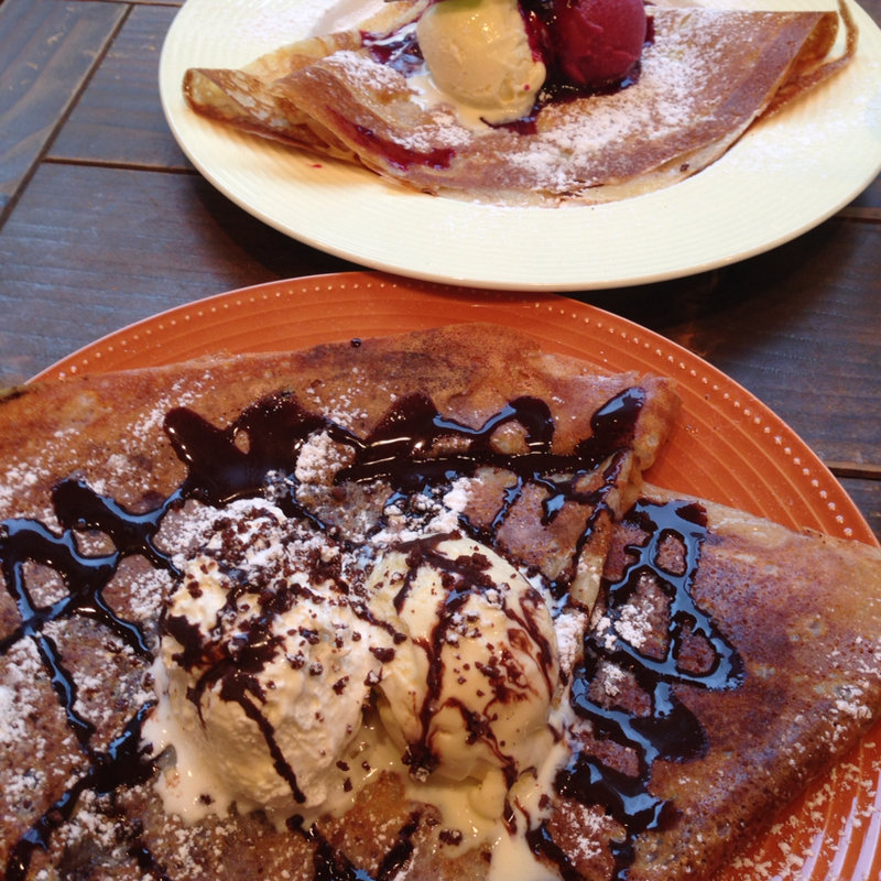 (クレープリー・スタンド・シャンデレール)