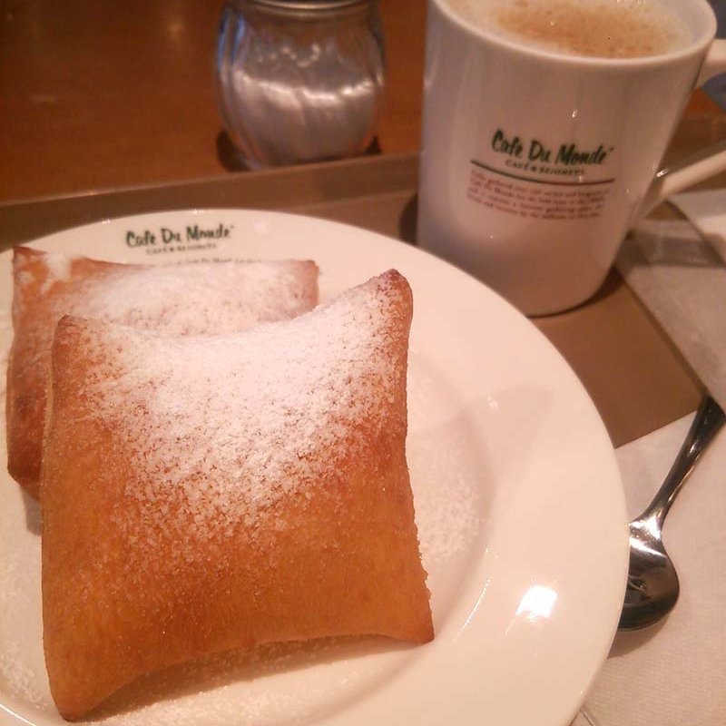 プレミアムベニエ　ドリンクセット(カフェ・ドゥ・モンド (CafeDuMonde)　池袋スパイス２)