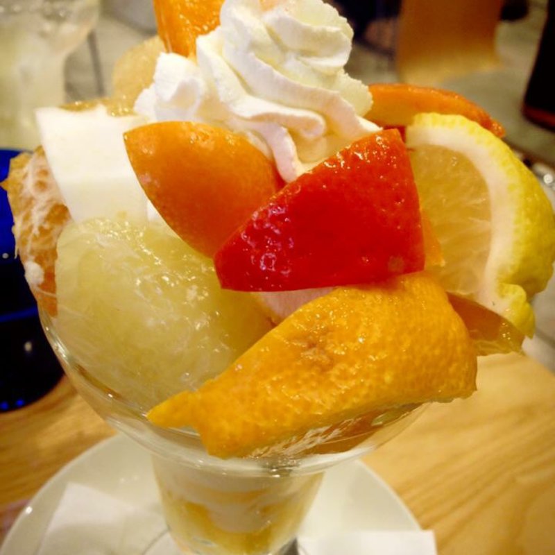 13種類の柑橘パフェ(フルーツパーラーゴトー )