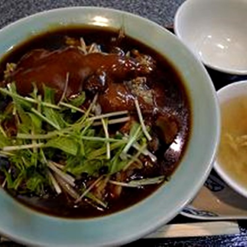 豚げんこつ角煮ご飯(天來)