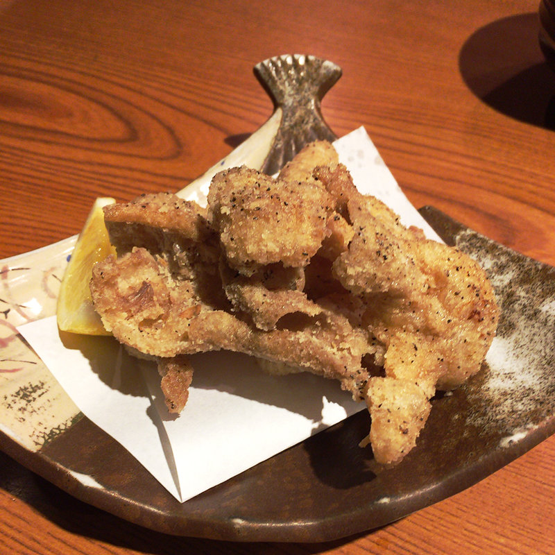 鶏皮せんべい(焼鶏あきら 中目黒本店)