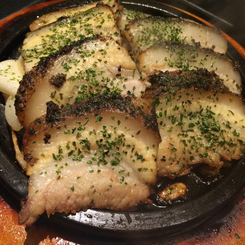 三元豚サムギョプサル(銀座MUN)