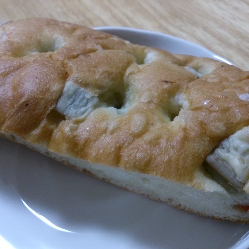 根菜フォカッチャ(Lotus baguette)
