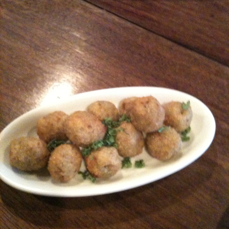 ガーリックポテトフリット(オットノーヴェ)