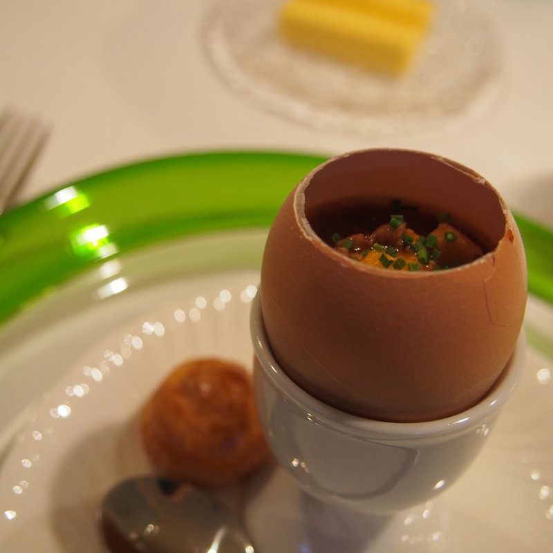 ウッフコックブイエ　（豆腐蓉入り）(ふらんす料理オステルリーラベイ)