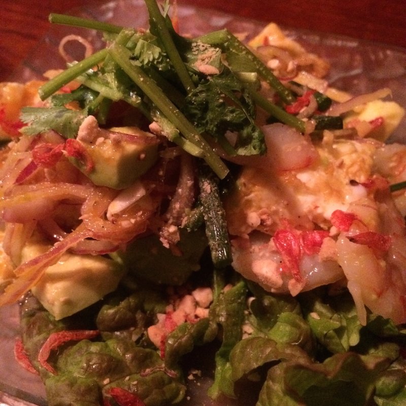 海老とアボカドの揚げ玉子サラダ(タイ料理　旅人食堂 立川店 )