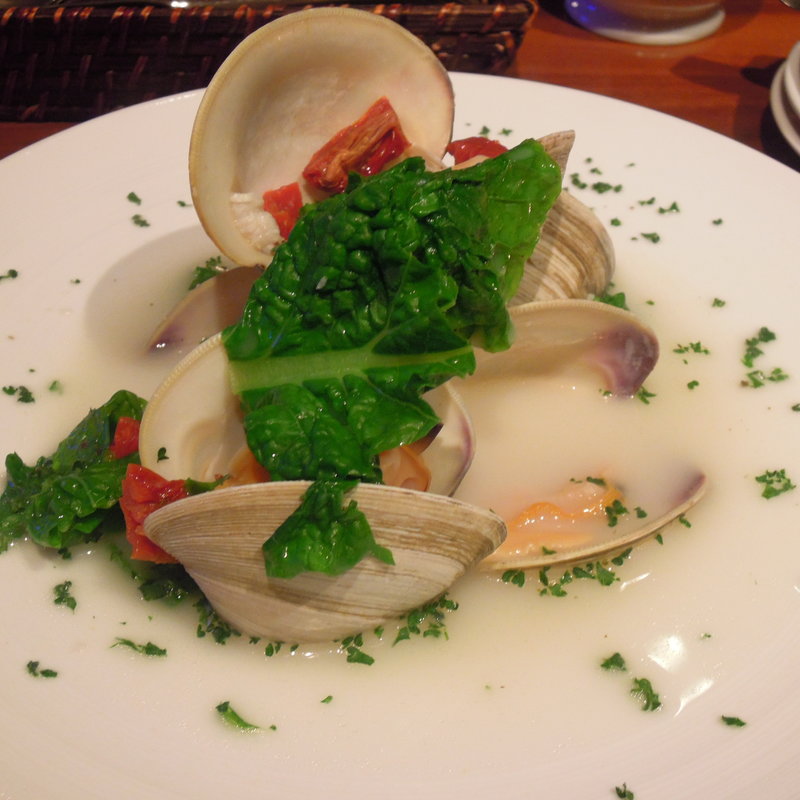 千葉県産の地蛤のワイン蒸し(ARBOL （アルボール）)