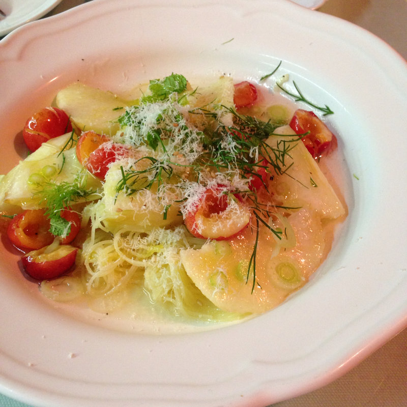 桃のパスタ(カトリカ)