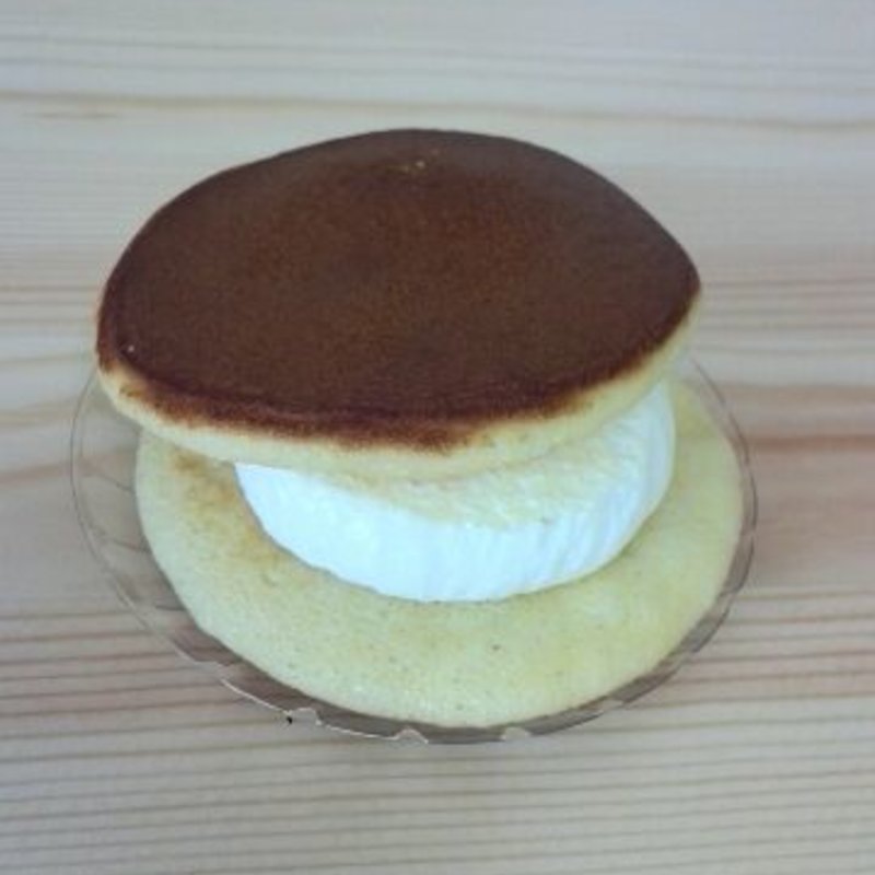 虎ちゃんチーズクリーム(虎屋本舗曙本店)