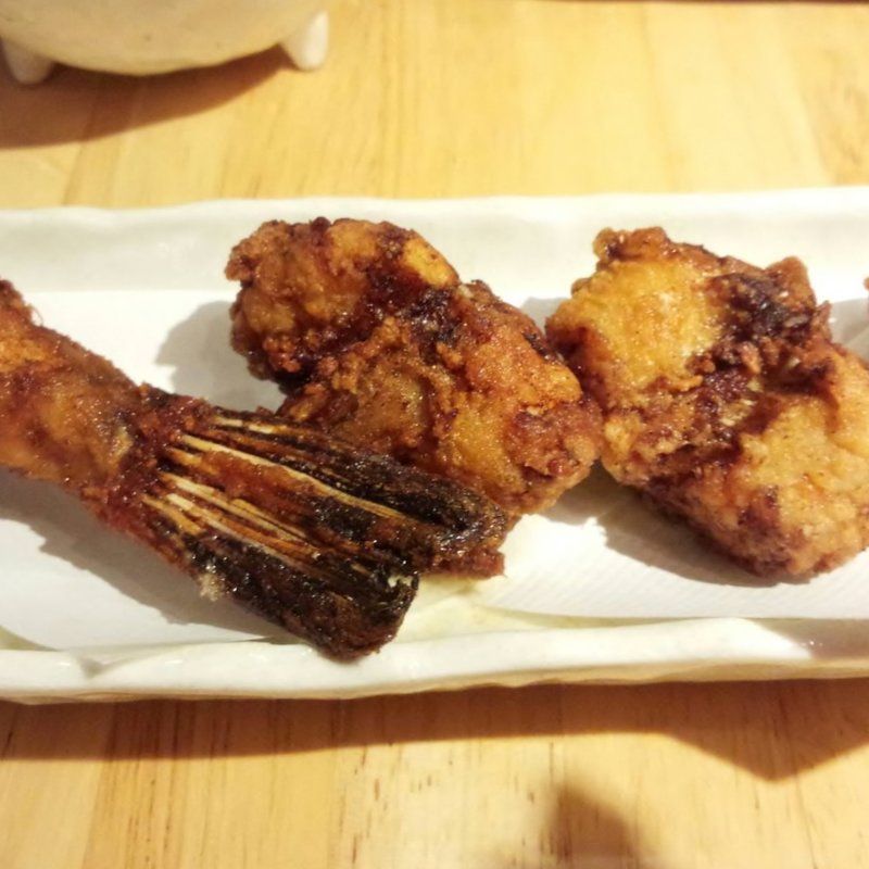 ふぐの唐揚げ(御さしみ家 新宿ハルク店)