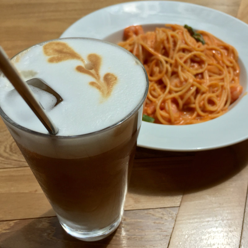 小海老とアスパラのトマトクリームパスタ(miyamas)