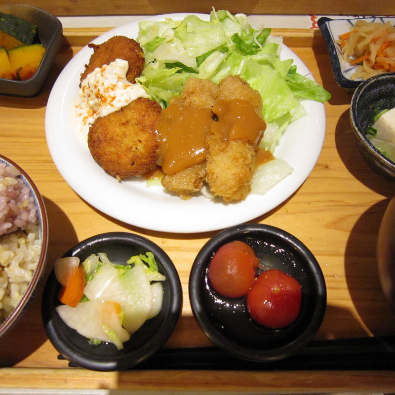 土日だけのスペシャルプレート(ムモクテキカフェ （mumokuteki cafe）)