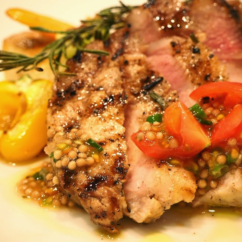 那須高原豚ロースのグリル(オステリア イルチッチョーネ)