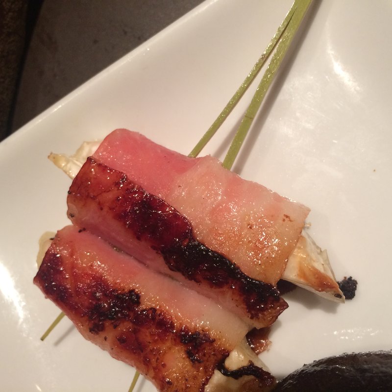 カマンベールのベーコン巻き(テッパンサカバ （TEPPAN SAKABA）)