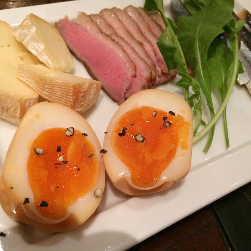 自家製スモーク盛り合わせ(デリリウムカフェ レゼルブ)