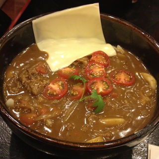 トマト牛カレーうどん(手打ちうどん　こんぴら茶屋)