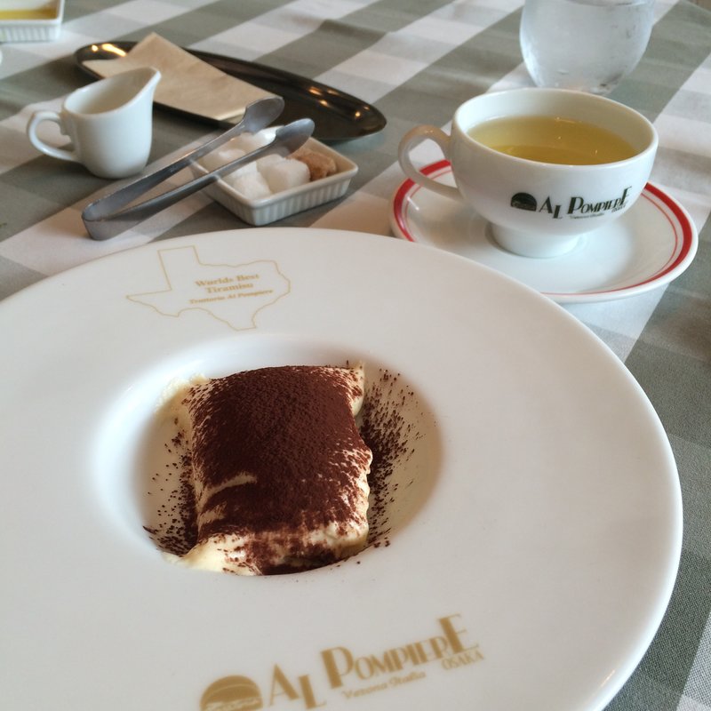 ティラミス ''Worlds Best Tiramisu''(TRATTORIA AL POMPIERE （トラットリア　アル ポンピエーレ）)