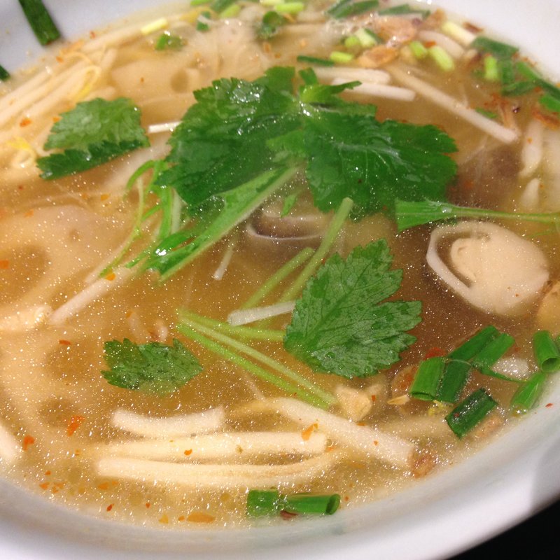 酸辛味フォー(ヒダリマキ （HIDARIMAKI）)