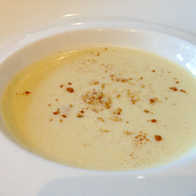 さつまいものポタージュ くるみとシナモンのせ(L'ESTASI（レスタジ）)