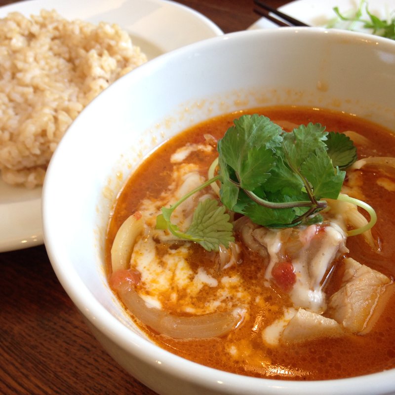 本日の煮込み（鶏肉と香草のトマト煮込み）(boji （ボジ）)