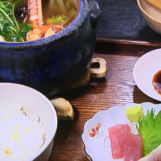 お刺身と土鍋のセットランチ(ココット三斗)