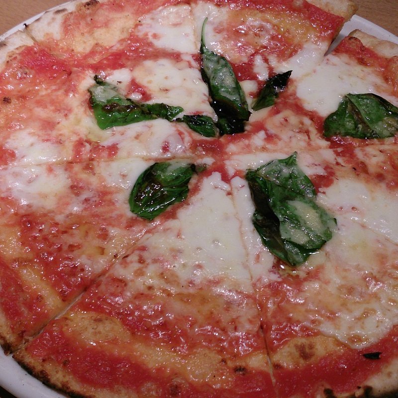 牛乳モッツアレラのマルゲリータ(ピッツェリア ドォーロ ローマ 台場店)