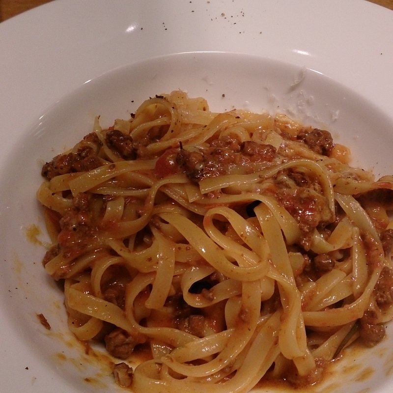 牛挽き肉とサルシッチャの自家製ボロネーゼ　タリアテッレ(ピッツェリア ドォーロ ローマ 台場店)