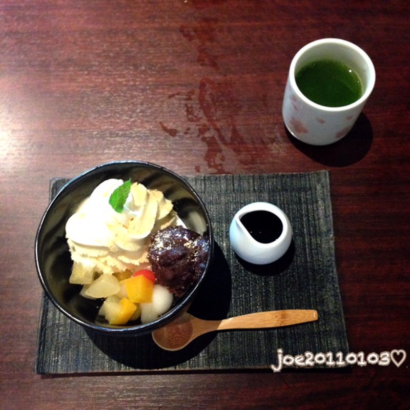 クリームあんみつ(桜庵　サクラダイニング)