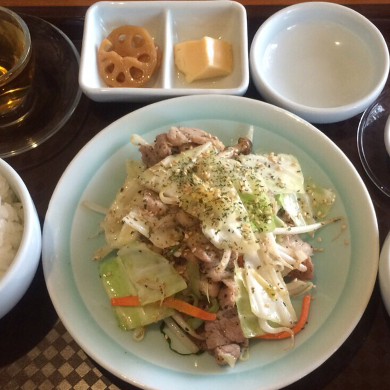バジル香る豚肉炒め